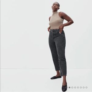 EVERLANE Black curvy 90’s cheeky straight jean